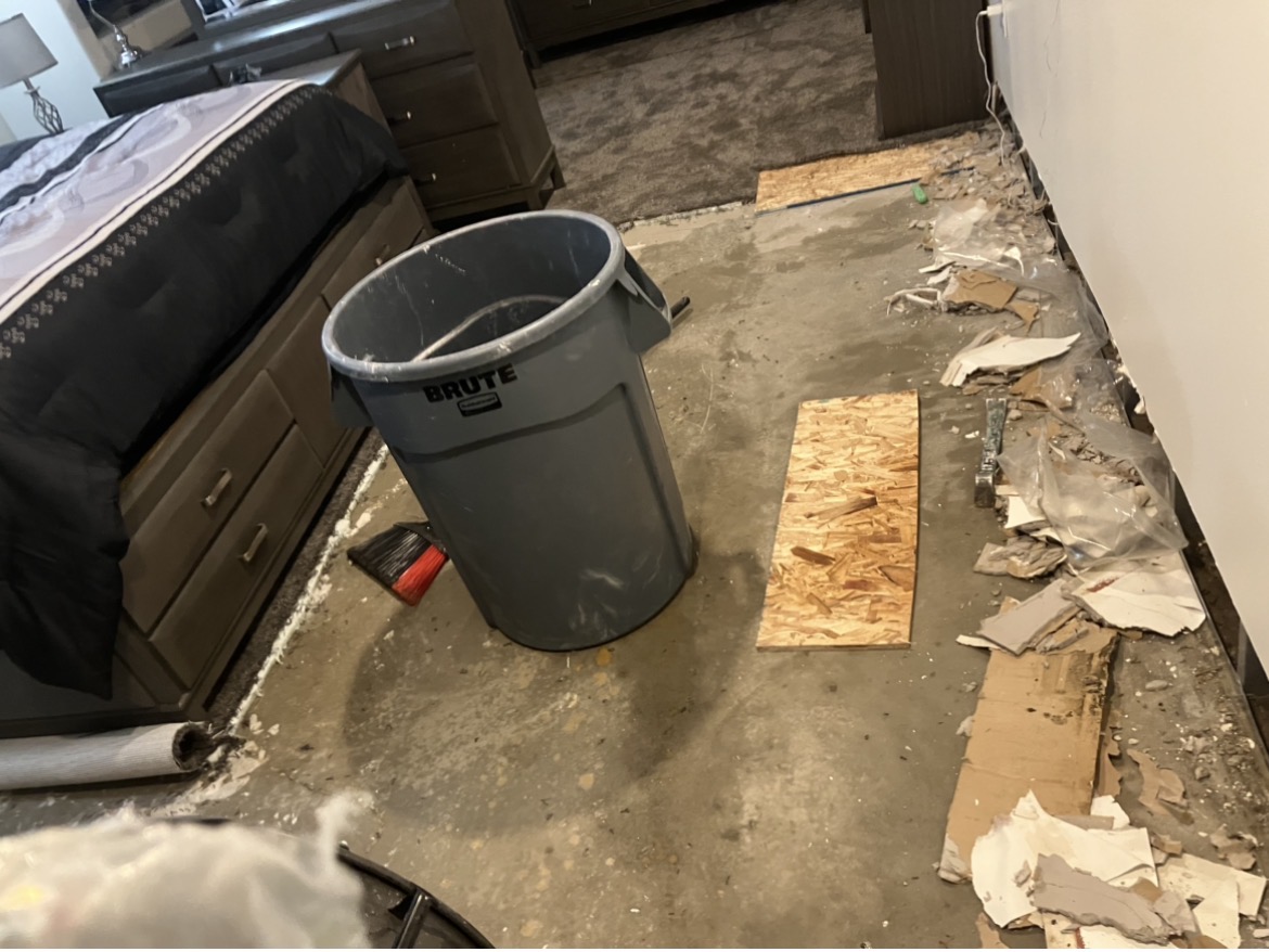 Water-damage cleanup progress